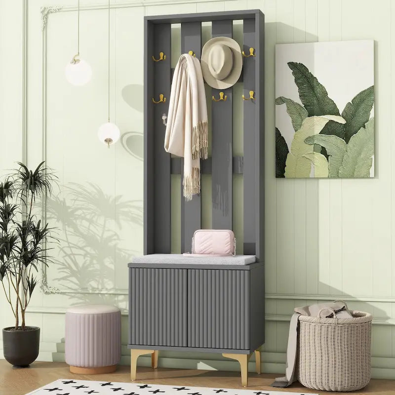 Meuble d'entrée 4 en 1 avec coussin, porte-manteau avec 8 crochets et pieds dorés, banc d'entrée avec étagères réglables et portes cannelées