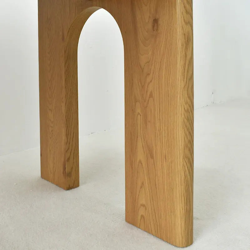 Table de salle à manger à pied central de 67 pouces - Chêne