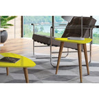 Table d'appoint triangulaire haute Utopia 19,88 avec pieds en bois évasés