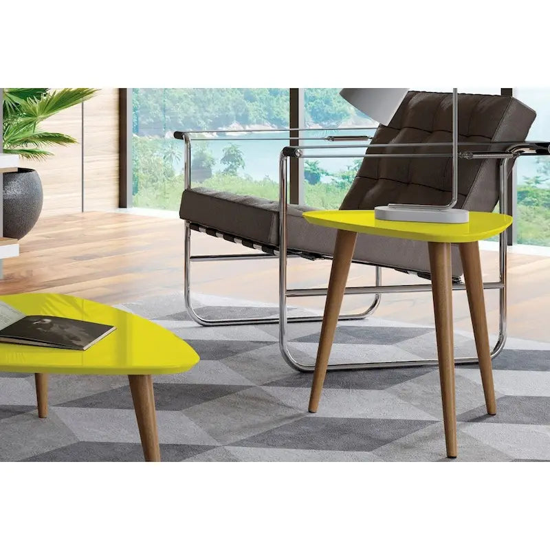 Table d'appoint triangulaire haute Utopia 19,88 avec pieds en bois évasés