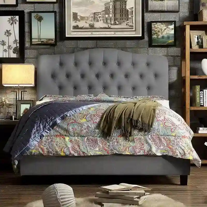 Cadre de lit plateforme incurvé et capitonné Tara Virgil