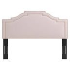 Tête de lit capitonnée en velours rose paradis, format King/California King, avec garniture cloutée