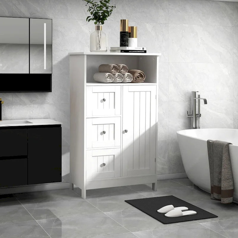 Armoire de rangement autoportante blanche pour salle de bain, en bois, avec linge de maison.